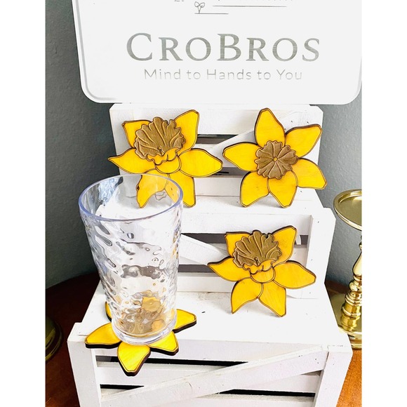 Set of 4 Farmhouse Inspired Yellow Wood Daffodil Themed Coasters - Picture 1 of 5